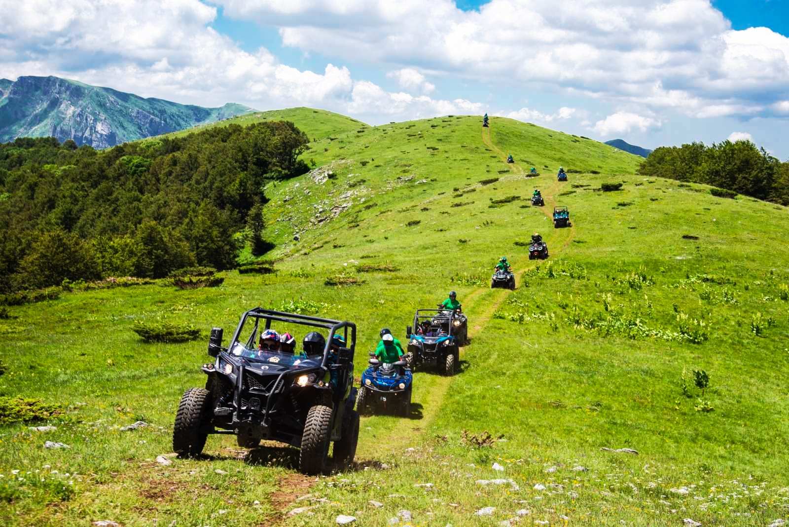 Monténégro en quad ou SSV : neuf jours entre canyons, hauts plateaux et montagnes sauvages des Balkans